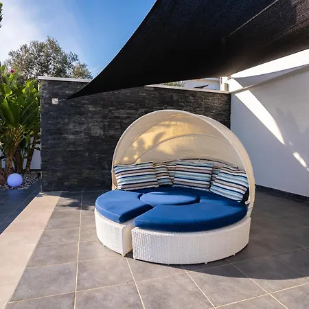 Villa Rent Private 011 *